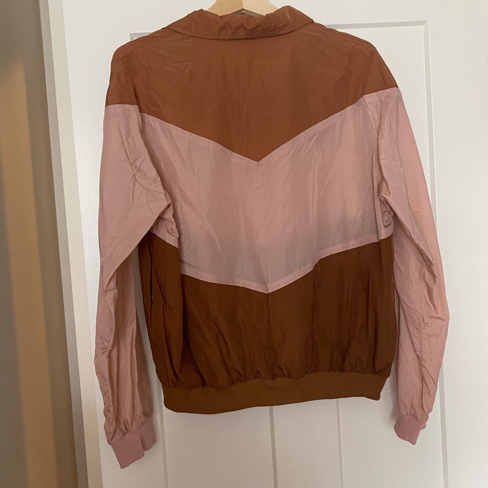 Color block wind breaker jacket - Picture 3 of 4